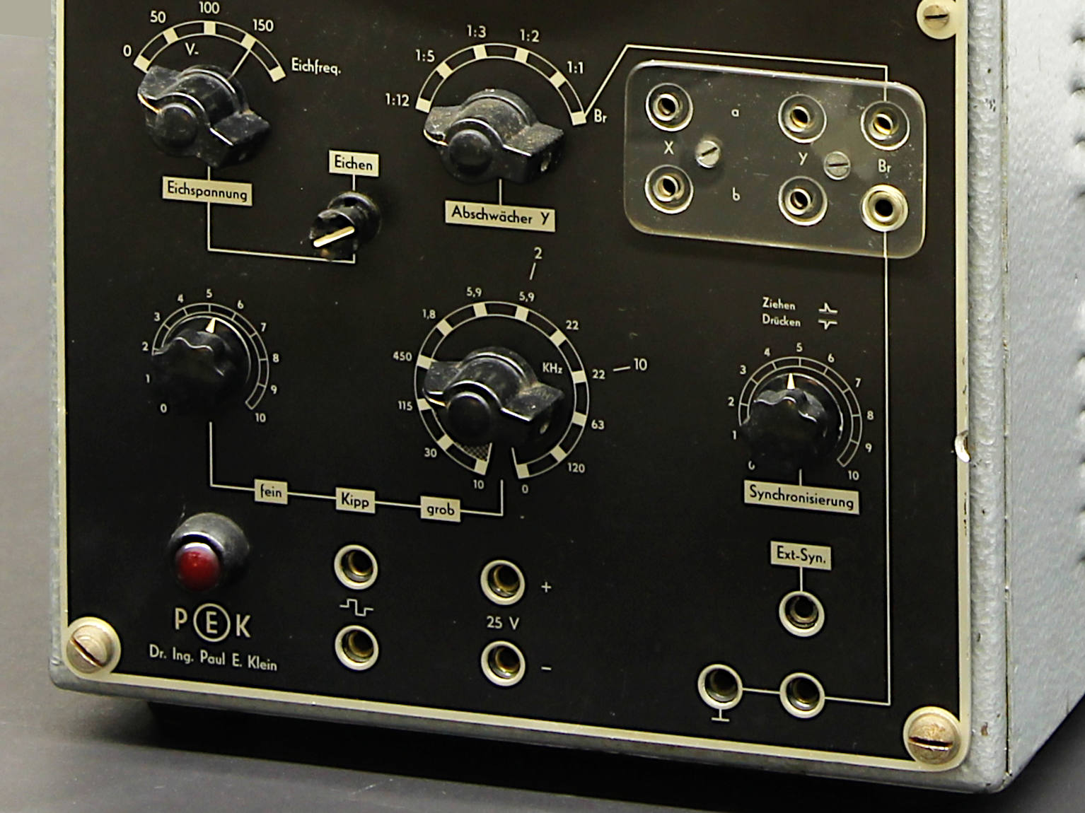 PEK 129 Detail